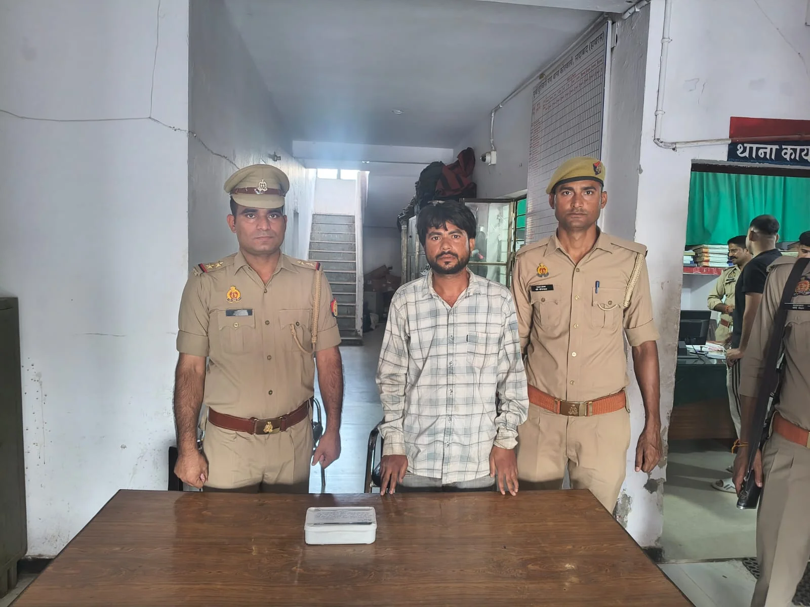 उत्तर प्रदेश: हाथरस में दोहरे हत्याकांड का एक और आरोपी गिरफ्तार, 25 हजार का इनामी गौरव सिकरवार दबोचा