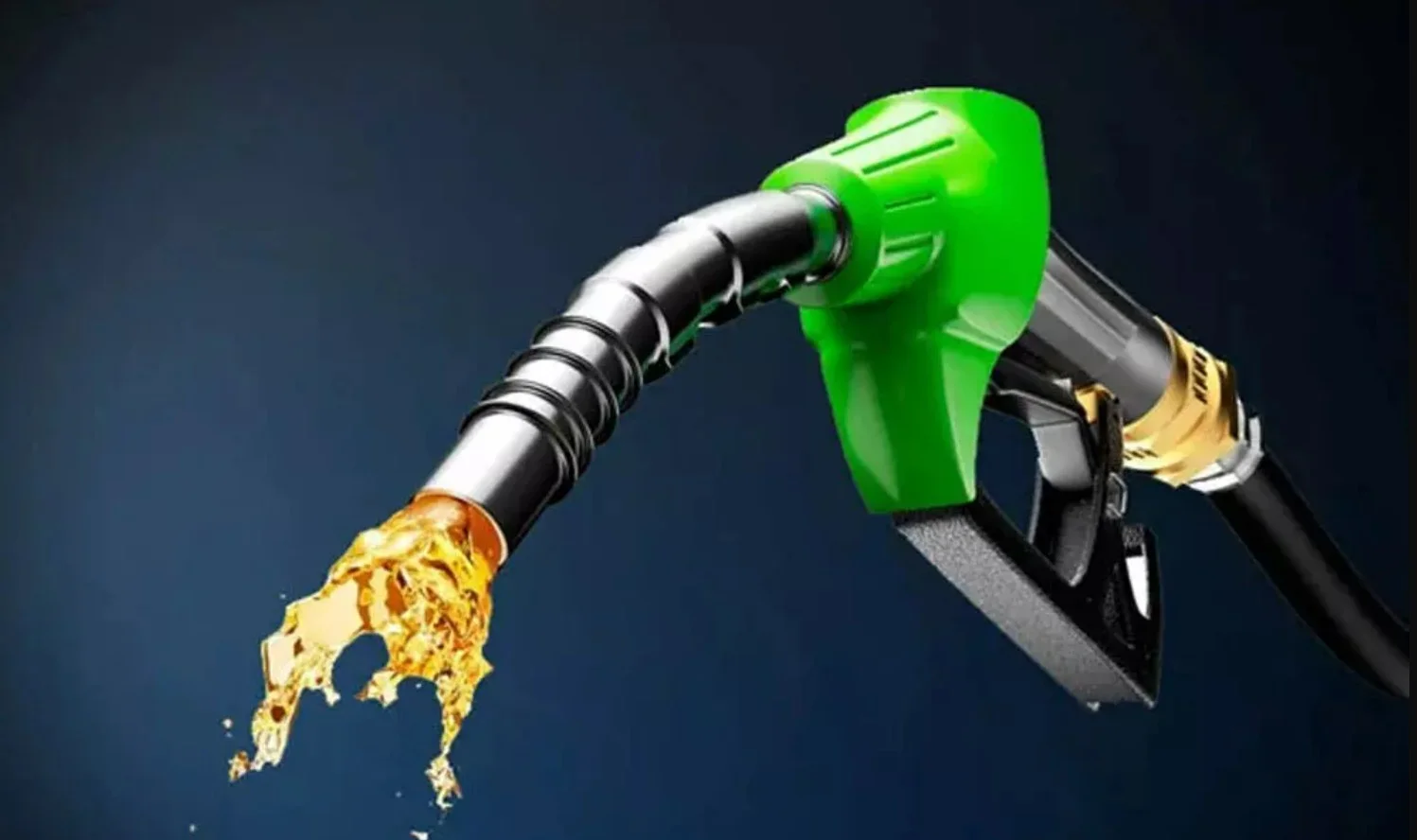 Petrol-Diesel Price Today Feb 06, 2025: पेट्रोल-डीजल के लेटेस्ट रेट हुए जारी, ड्राइव पर जाने से पहले चेक करें आज के ताजे रेट्स